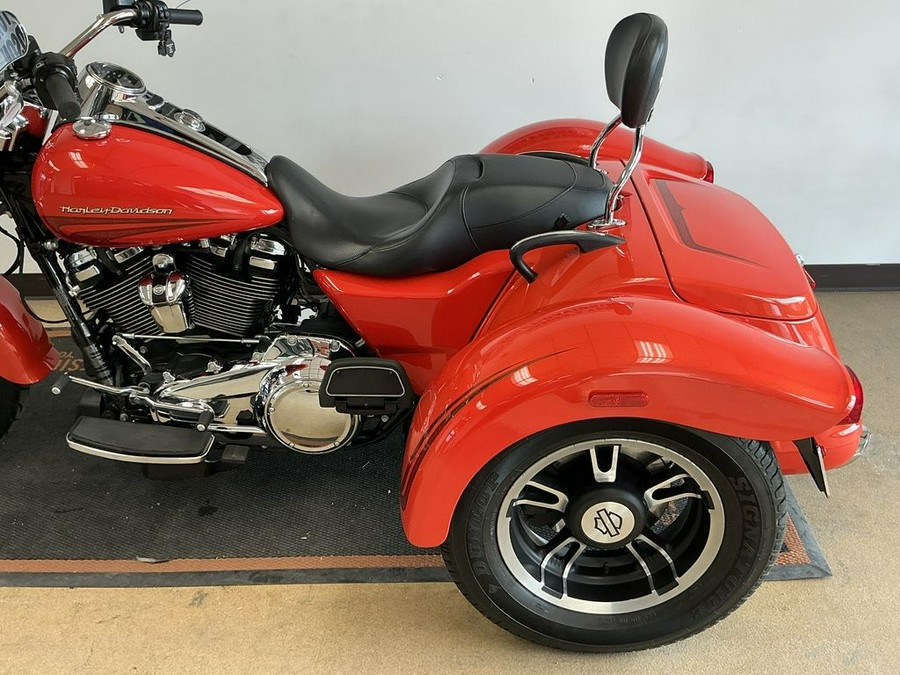 2017 Harley-Davidson® FLRT - Freewheeler®