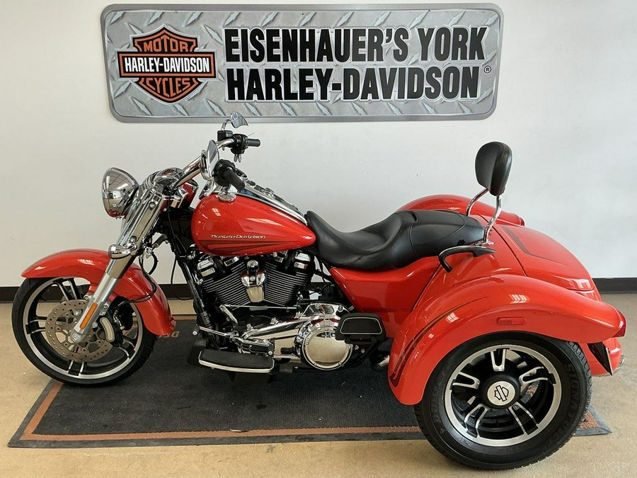 2017 Harley-Davidson® FLRT - Freewheeler®