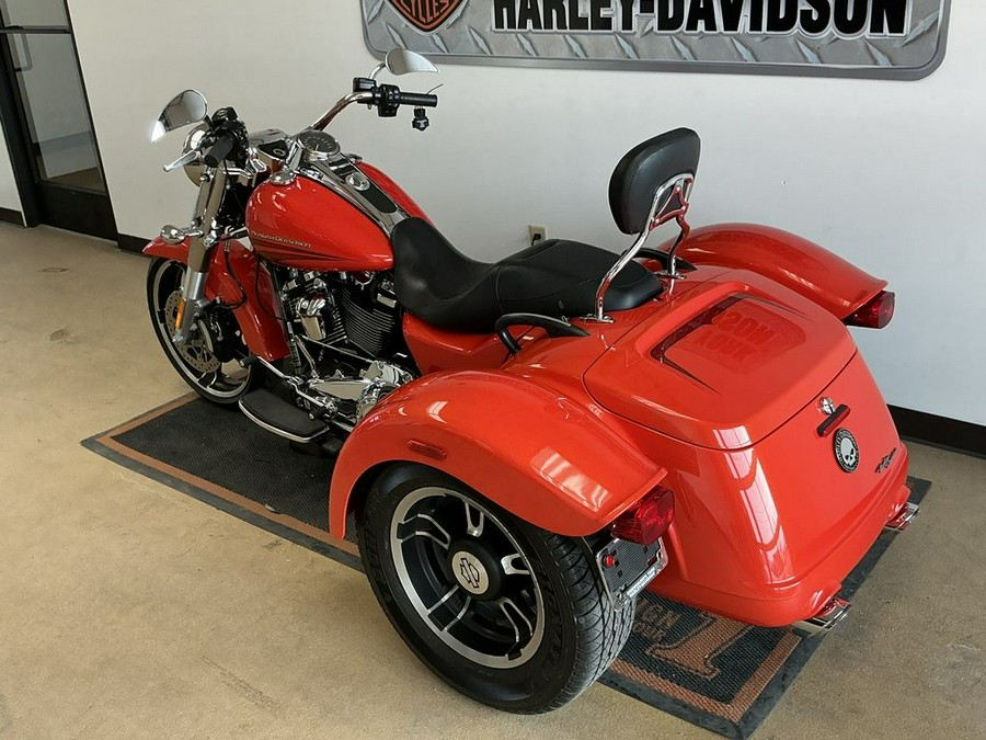 2017 Harley-Davidson® FLRT - Freewheeler®