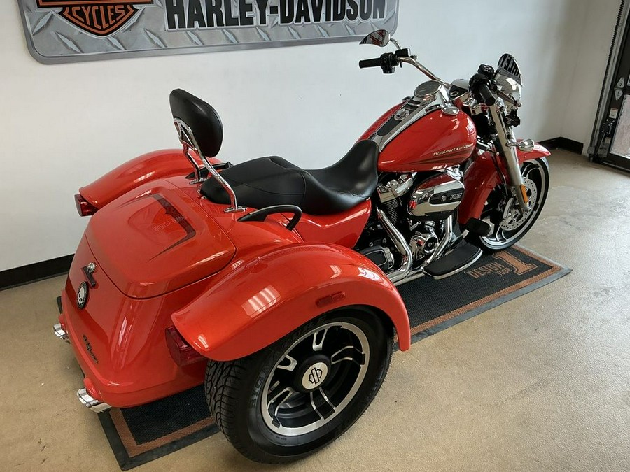 2017 Harley-Davidson® FLRT - Freewheeler®