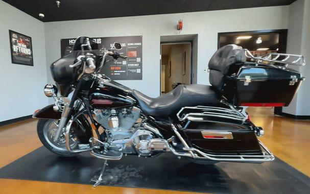 2005 Harley-Davidson® Electra Glide® Standard Black
