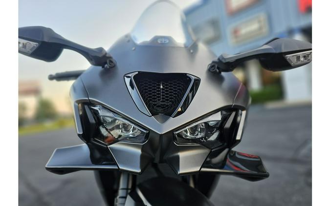 2026 NINJA® ZX-10R ABS - Kawasaki