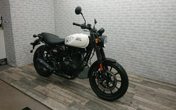 2023 Royal Enfield Hunter 350 Dapper White