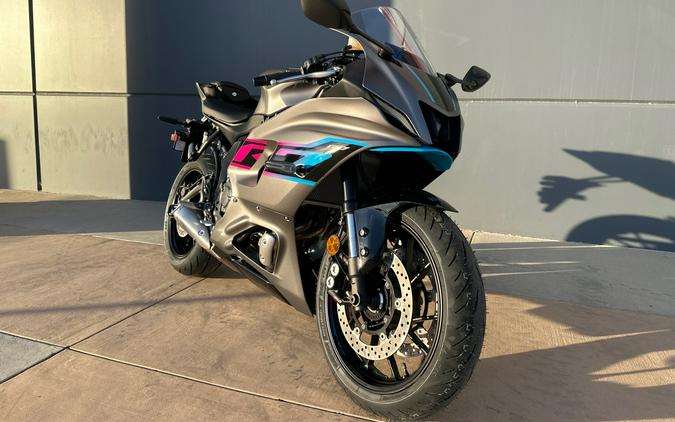 2024 YAMAHA YZF-R7