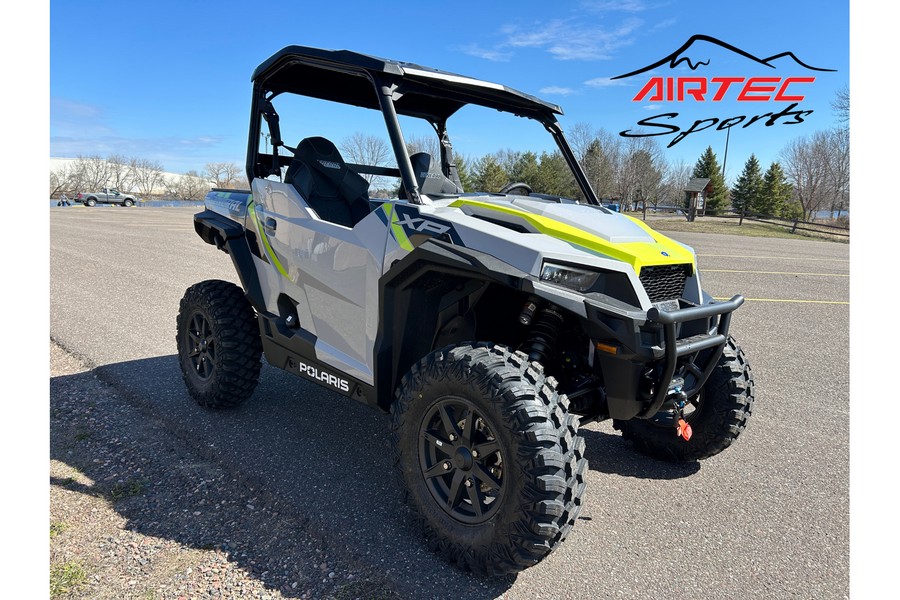 2024 Polaris Industries GENERAL XP 1000 SPORT - GHOST GRAY Sport