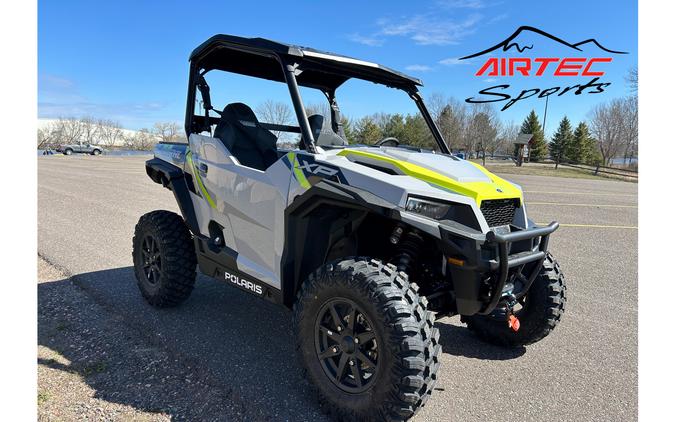 2024 Polaris Industries GENERAL XP 1000 SPORT - GHOST GRAY Sport