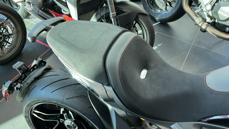 2026 Ducati X DIAVEL V4