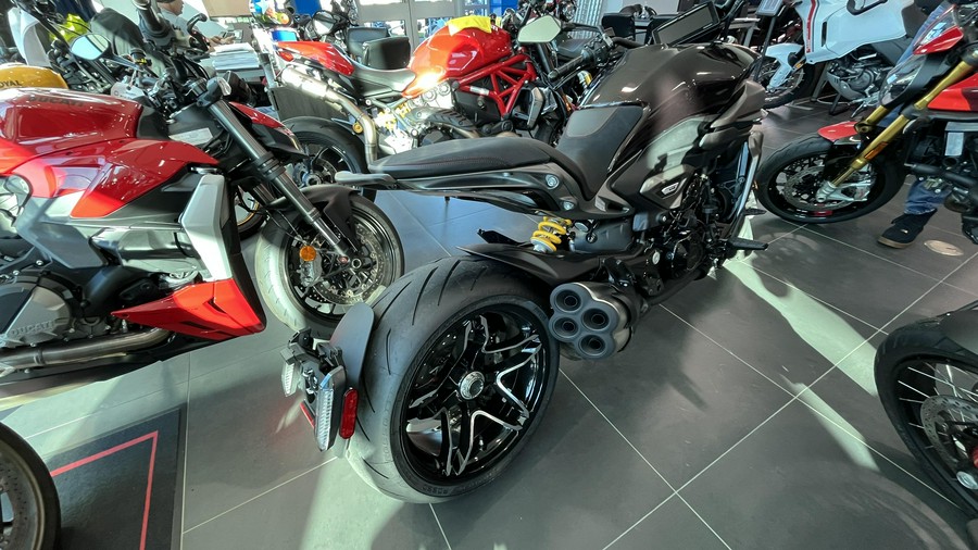 2026 Ducati X DIAVEL V4