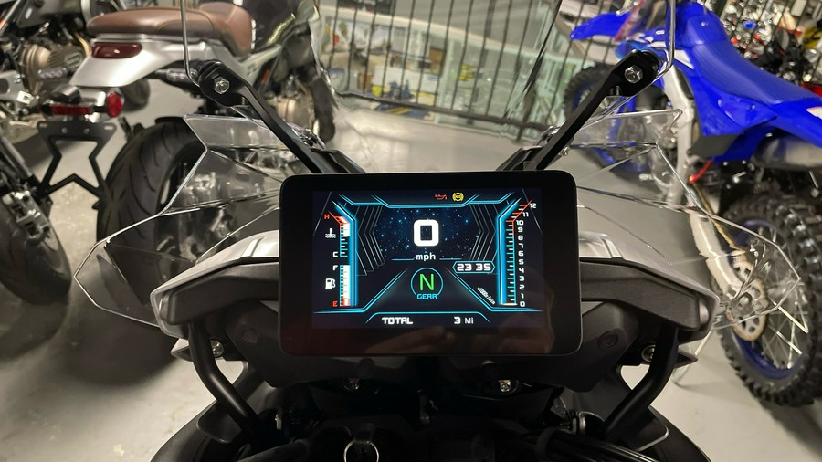 2023 QJMotor SRT750X