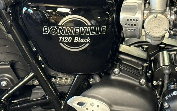 2026 Triumph Bonneville T120 Black