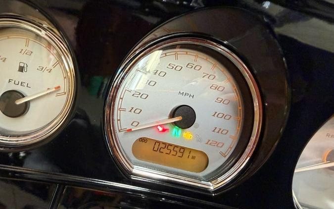 2017 Harley-Davidson Street Glide FLHXS - Special