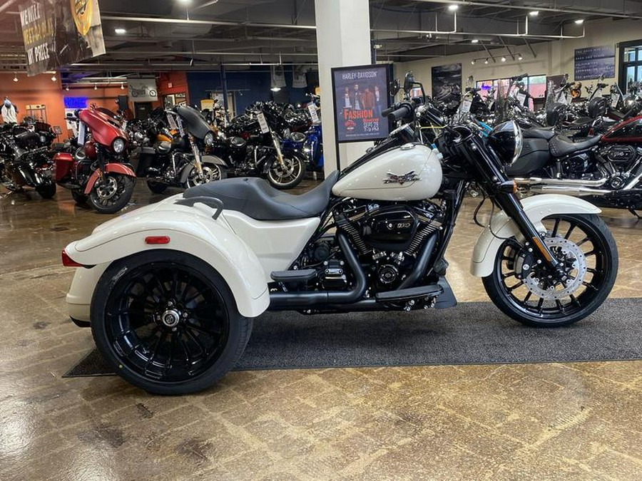 2023 Harley-Davidson® FLRT - Freewheeler®