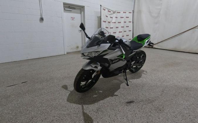 2024 Kawasaki Ninja e-1 ABS