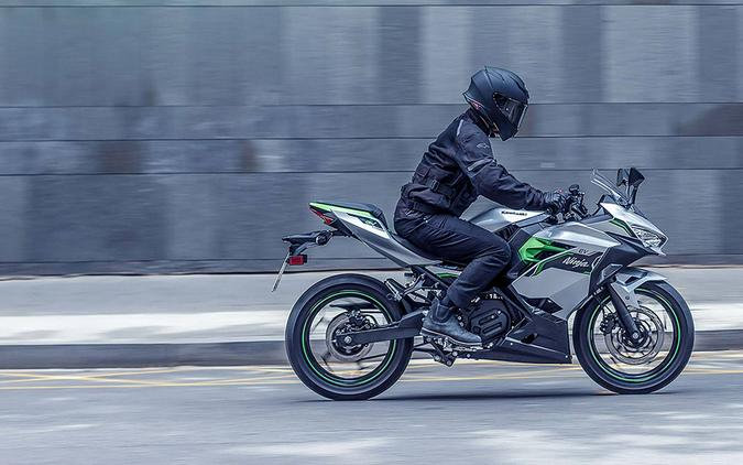 2024 Kawasaki Ninja e-1 ABS