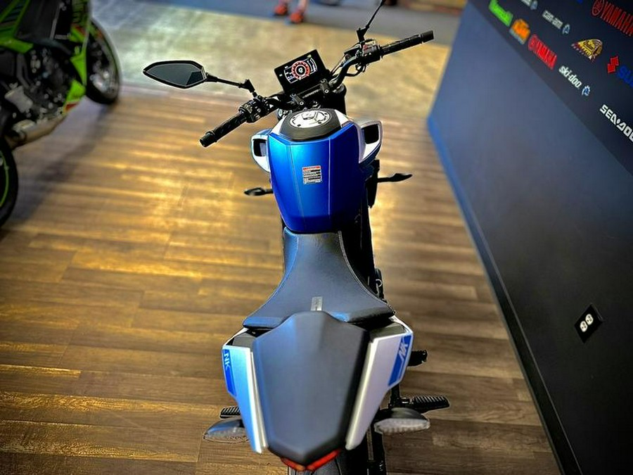 2023 CFMOTO 300NK