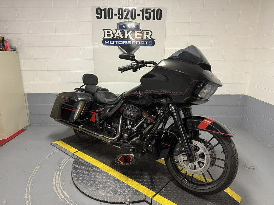 2018 Harley-Davidson® FLTRXSE - CVO™ Road Glide®