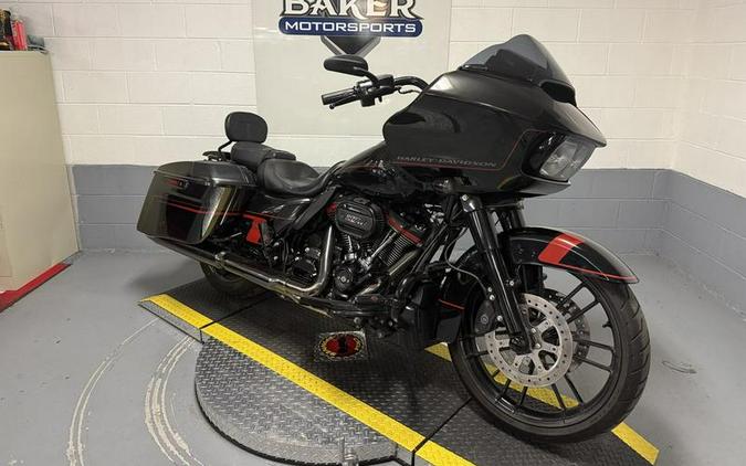 2018 Harley-Davidson® FLTRXSE - CVO™ Road Glide®