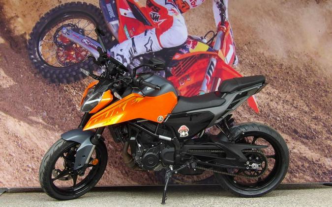 2024 KTM 250 Duke