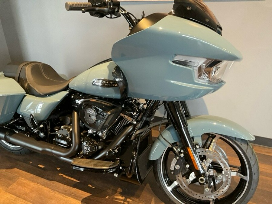 Harley-Davidson® Road Glide® 2024 FLTRX T36-24 SHARKSKIN BLUE