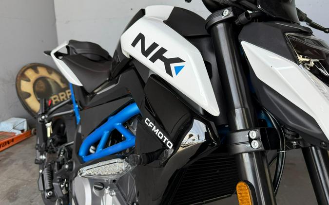 2025 CFMOTO 300NK