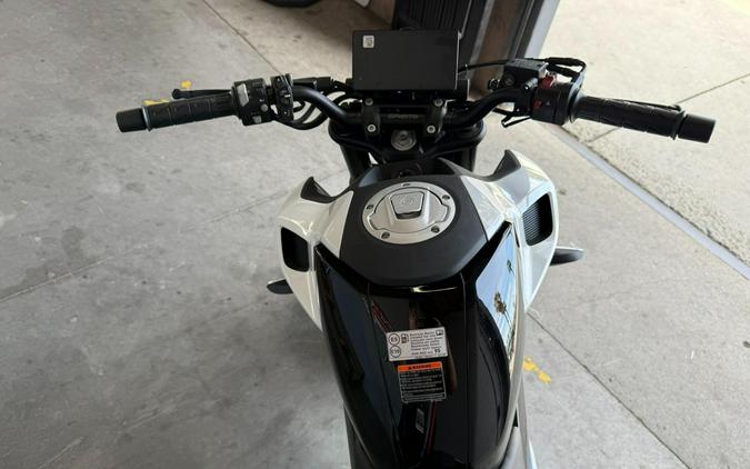 2025 CFMOTO 300NK