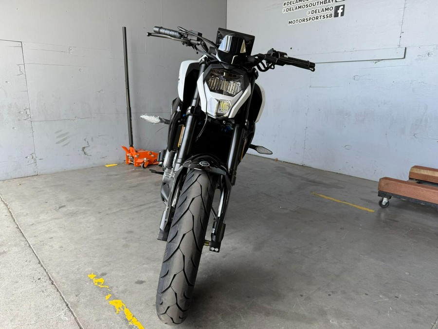 2025 CFMOTO 300NK