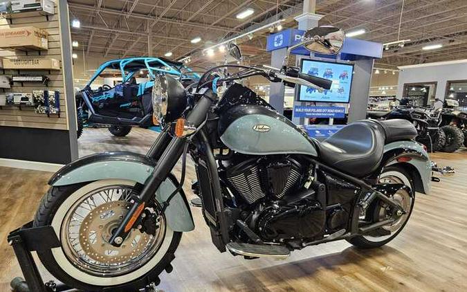2025 Kawasaki Vulcan 900 Classic Metallic Carbon Gray/Phantom Blue - 108306