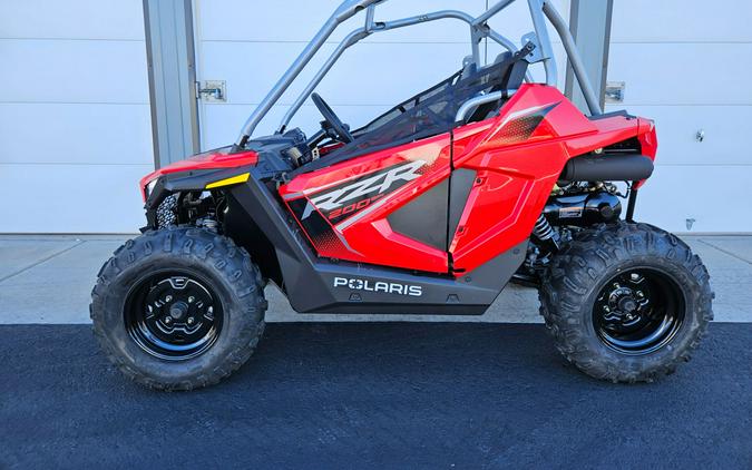 2026 Polaris RZR 200 EFI