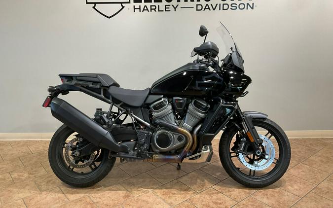 2022 Harley-Davidson Pan America™ 1250 Vivid Black RA1250S