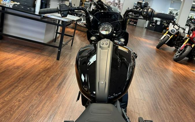 2025 Indian Motorcycle® Sport Scout® Sixty Black Metallic
