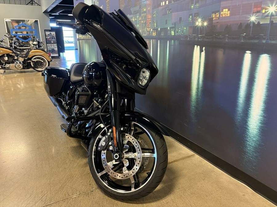 2025 Harley-Davidson FLHX - Street Glide