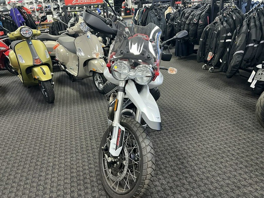 2022 Moto Guzzi V85 TT Adventure E5 E5