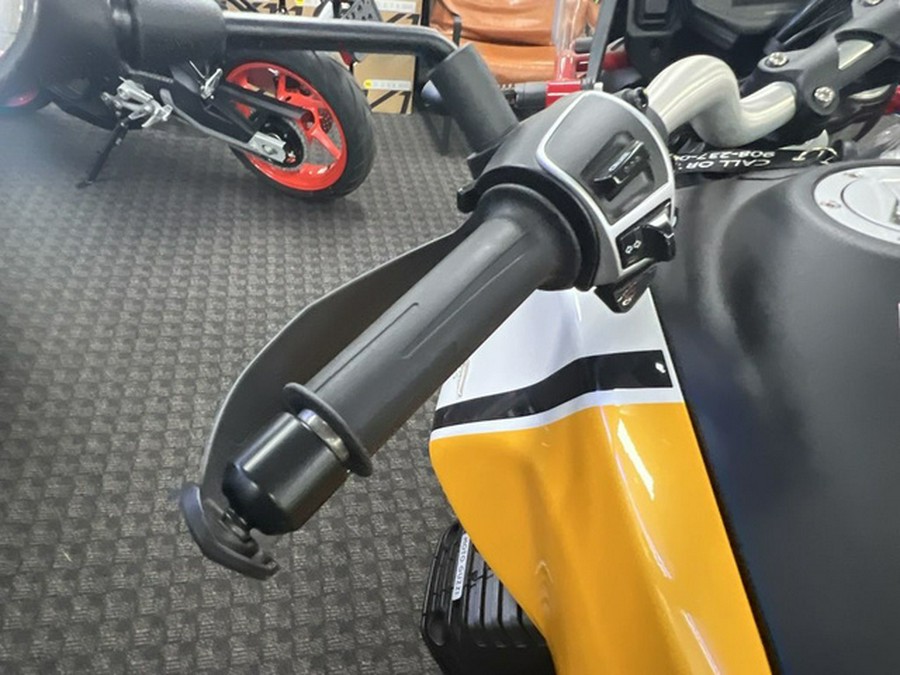 2022 Moto Guzzi V85 TT Adventure E5 E5