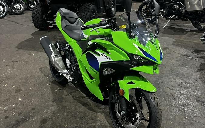 2026 Ninja® 500 Base - Kawasaki