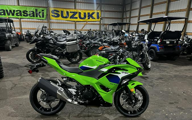 2026 Ninja® 500 Base - Kawasaki