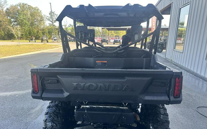 2025 Honda Pioneer 1000-6 Deluxe Crew
