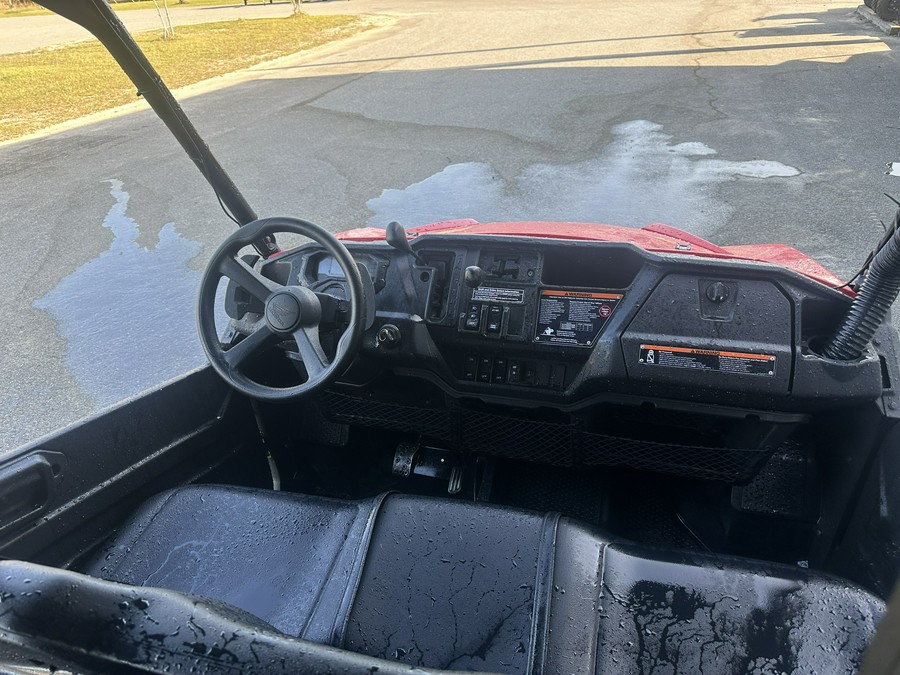 2025 Honda Pioneer 1000-6 Deluxe Crew