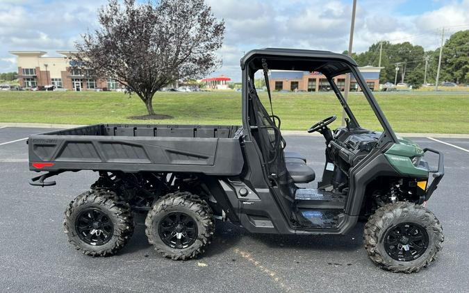 2023 Can-Am® Defender 6x6 DPS HD10