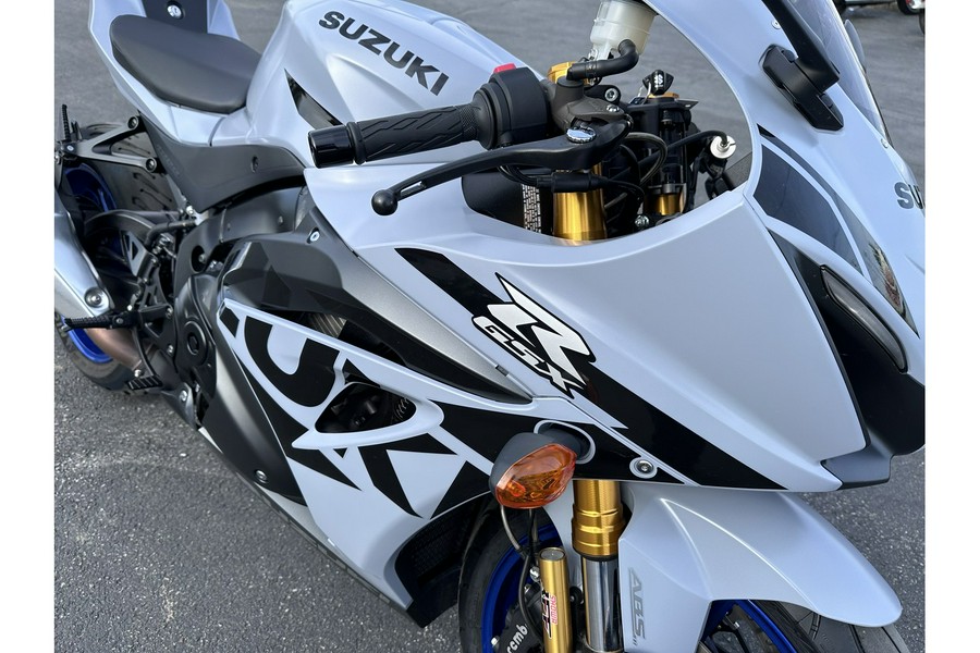 2022 Suzuki GSX-R1000R