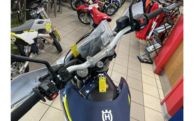 2024 Husqvarna Motorcycles Enduro 701