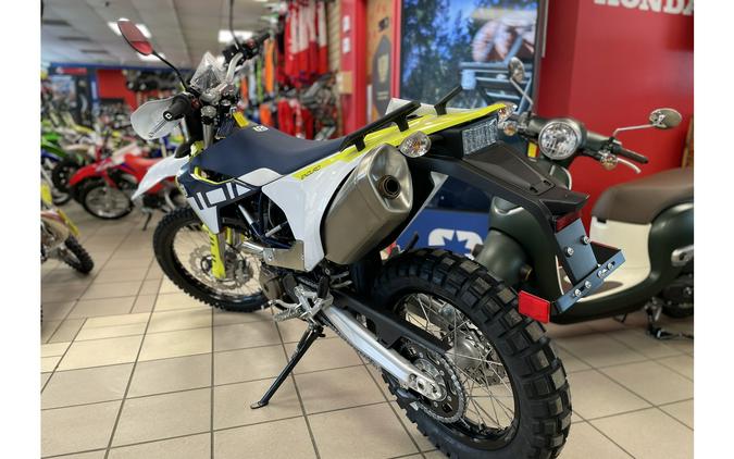 2024 Husqvarna Motorcycles Enduro 701