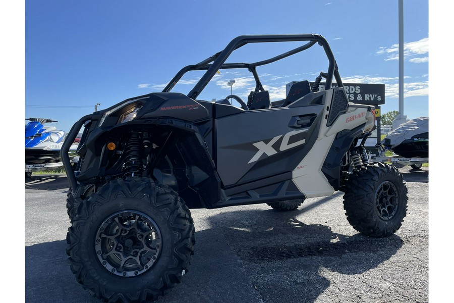 2023 Can-Am Maverick SPORT X XC 1000R