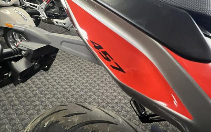 2026 Aprilia Tuono 457