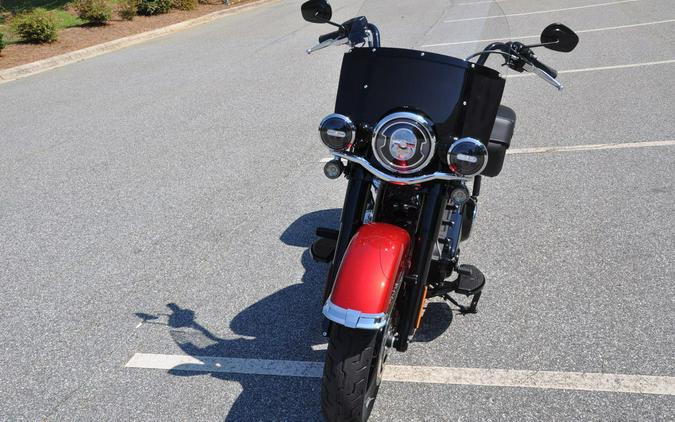 2026 Harley-Davidson® FLHC - Heritage Classic