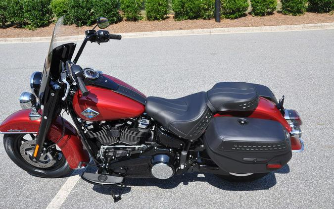 2026 Harley-Davidson® FLHC - Heritage Classic