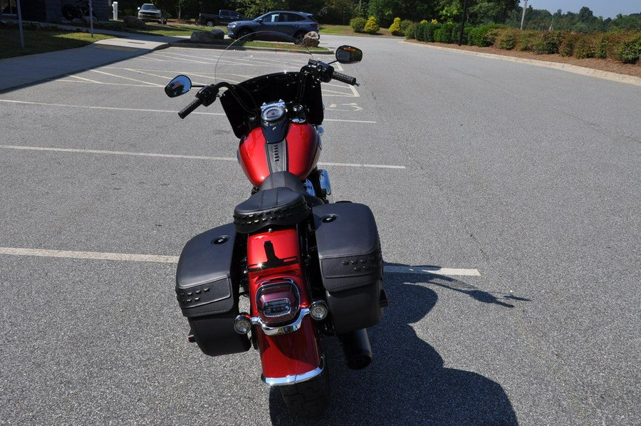 2026 Harley-Davidson® FLHC - Heritage Classic