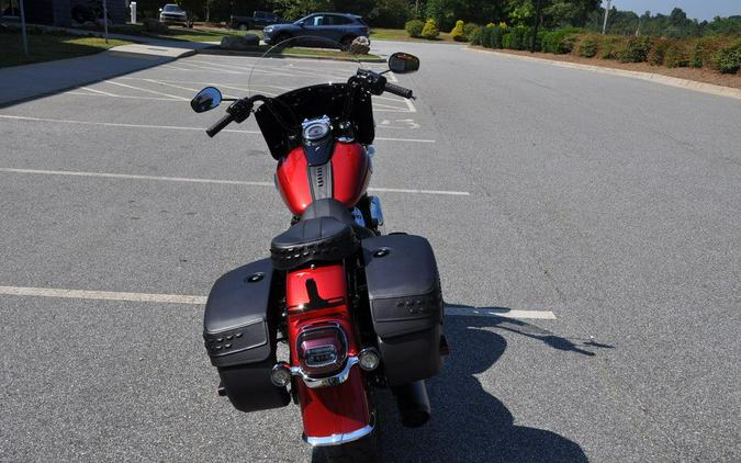 2026 Harley-Davidson® FLHC - Heritage Classic