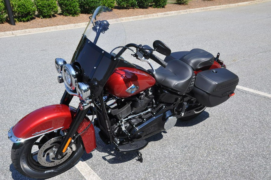 2026 Harley-Davidson® FLHC - Heritage Classic
