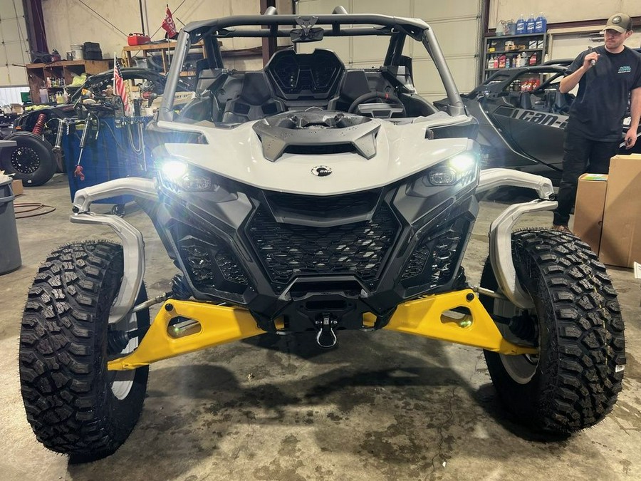 2024 Can-Am® Maverick R 999T DCT