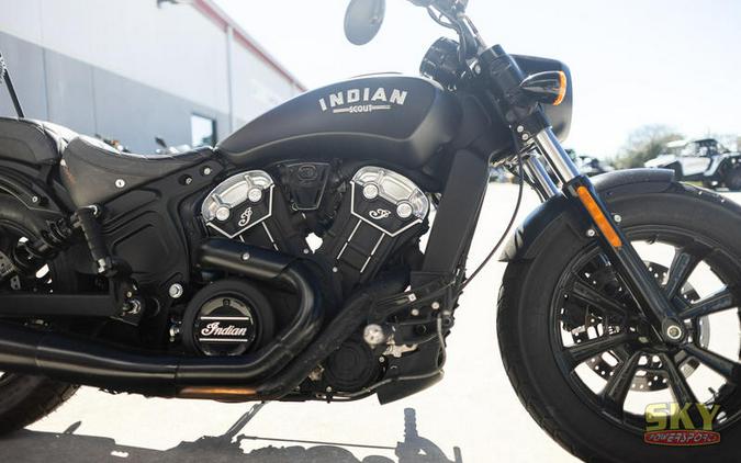 2021 Indian Motorcycle® Scout® Bobber ABS Thunder Black Smoke